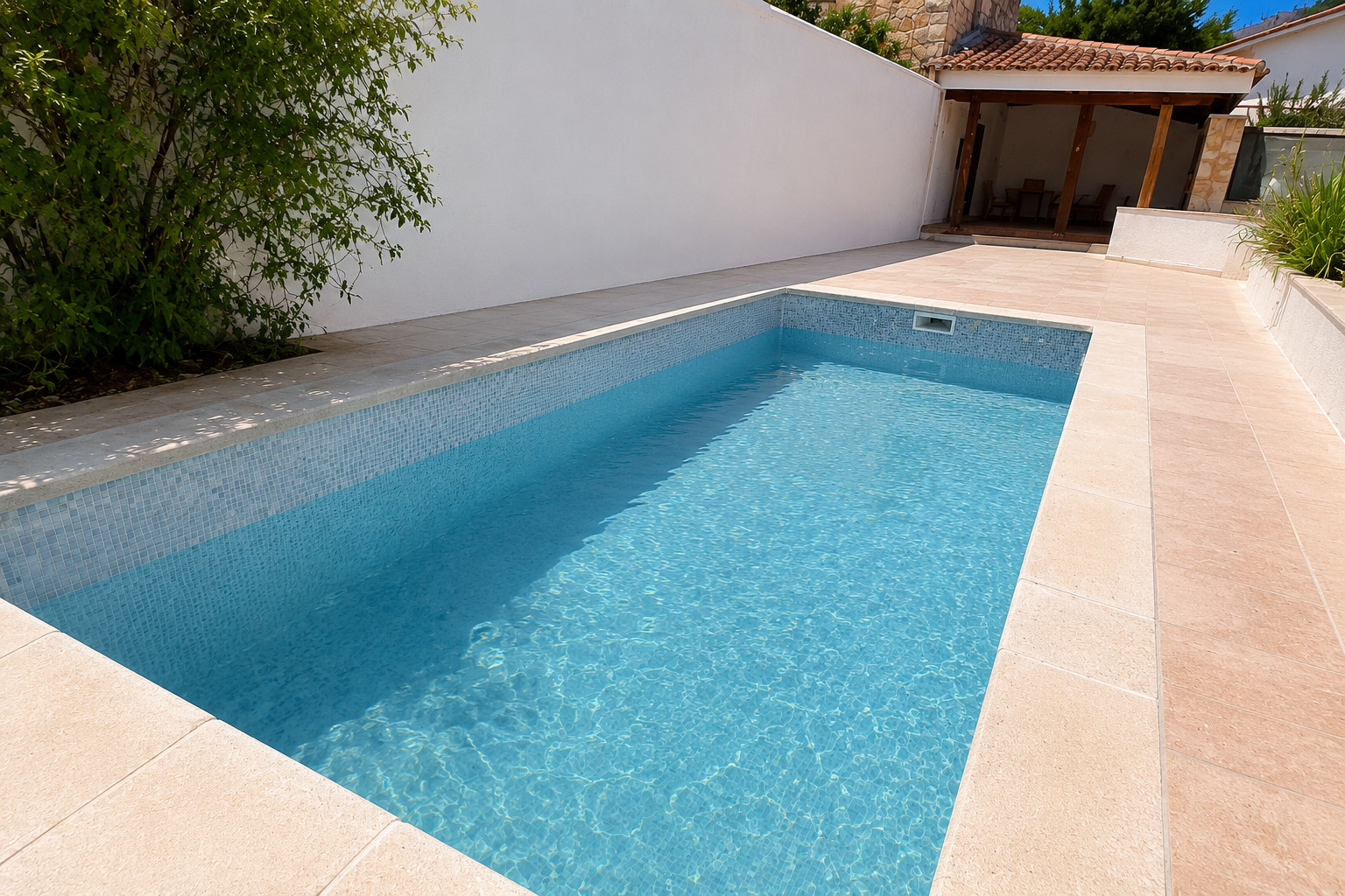 la piscina despues de la reforma